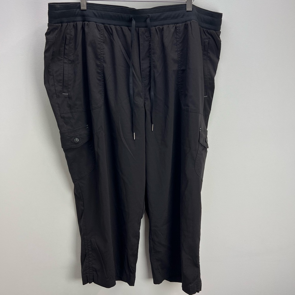 L.L. Bean Vista Camp Pants Cropped Black Cargo Womens 3X Hiking Outdoors